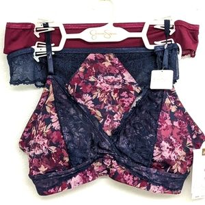 Jessica Simpson 3 Piece Set Bralette With Flirty Thongs